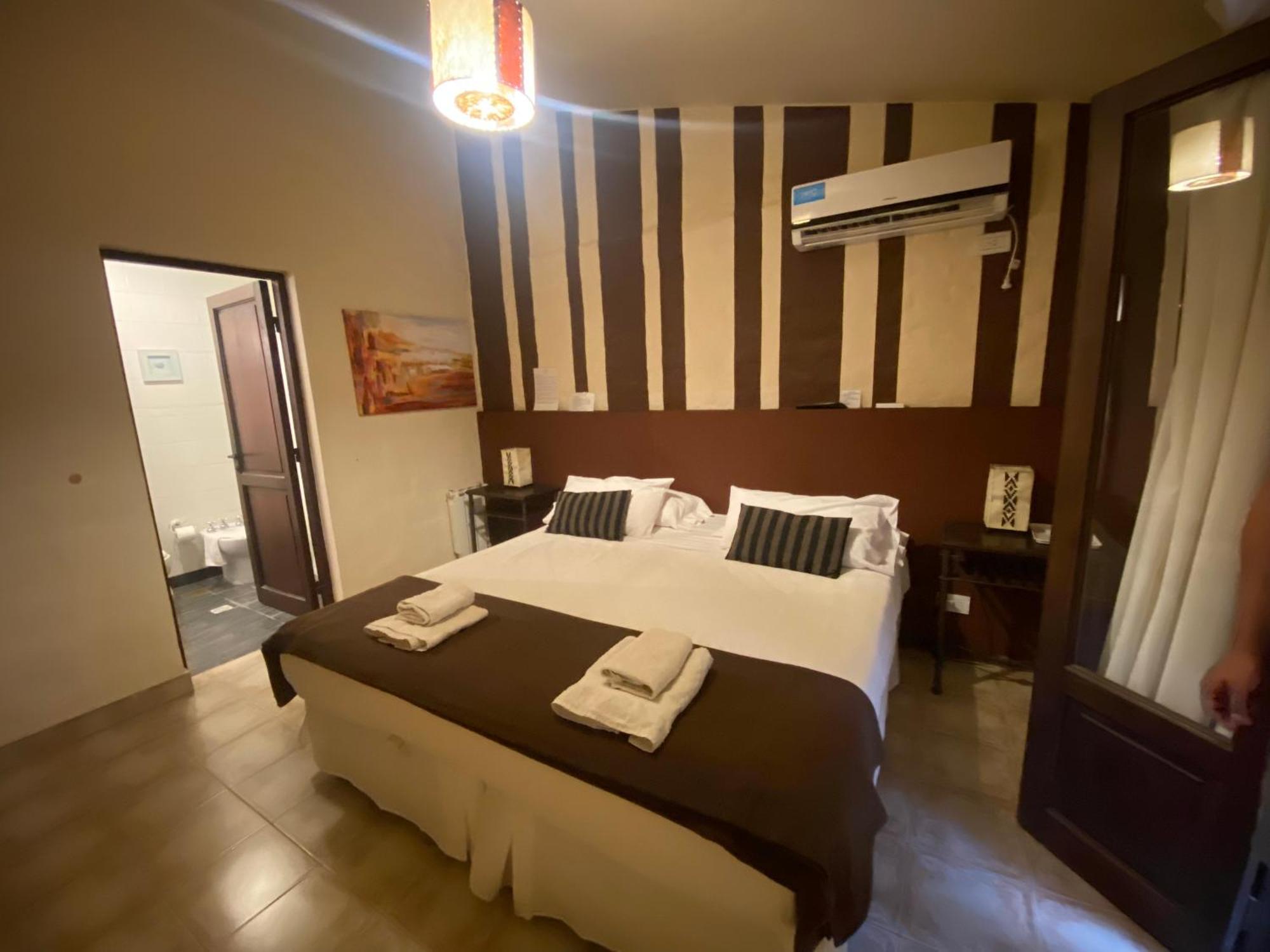 Hotel Las Chirimoyas Сальта Экстерьер фото